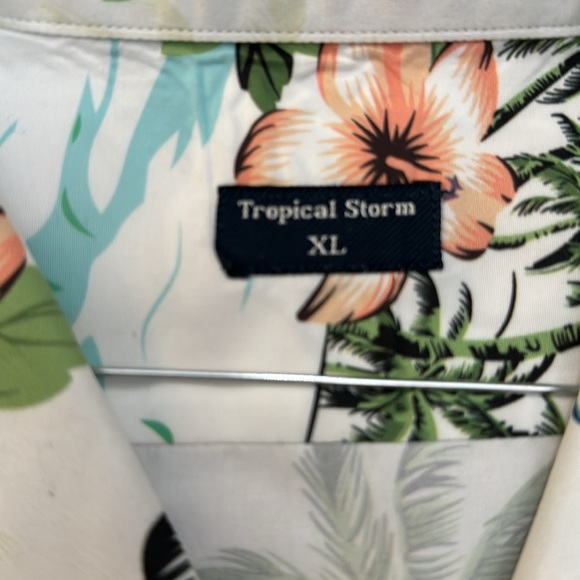 Men’s Tropical Button up-XL - Picture 3 of 3